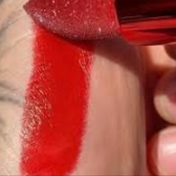 NEW Hank & Henry Satin Cream Lipstick In Te Amo - Picture 5 of 15